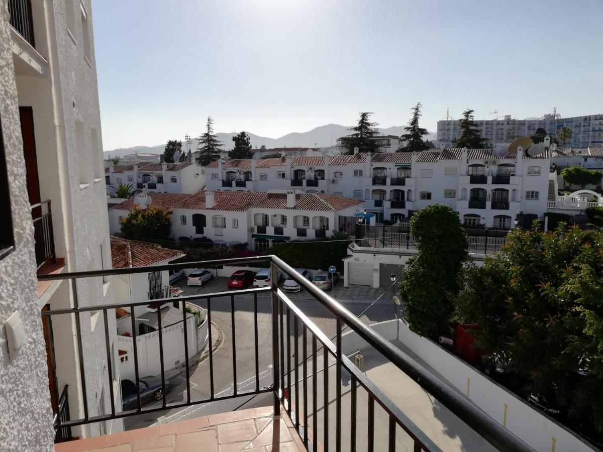 Apartamento La Florida Apartment Нерха Екстериор снимка